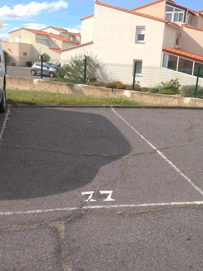 Residence Le Neptuna 50 Metres Plage Reservation Du Samedi Au Samedi En Haute Saison Agde Luaran gambar